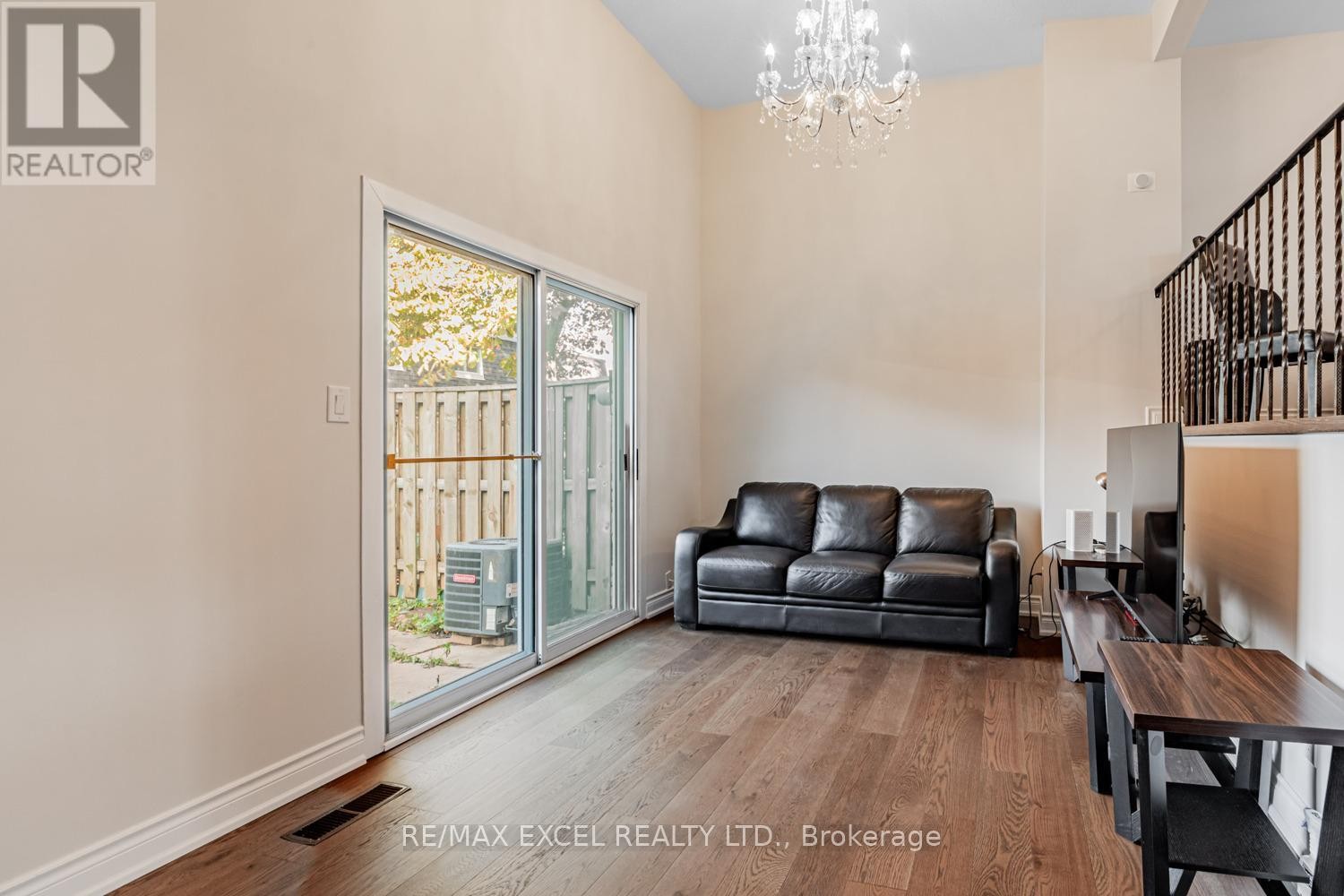 












#61 - 120 BEVERLY GLEN BOULEVARD

,
Toronto (L'Amoreaux),




Ontario
M1W1W6

