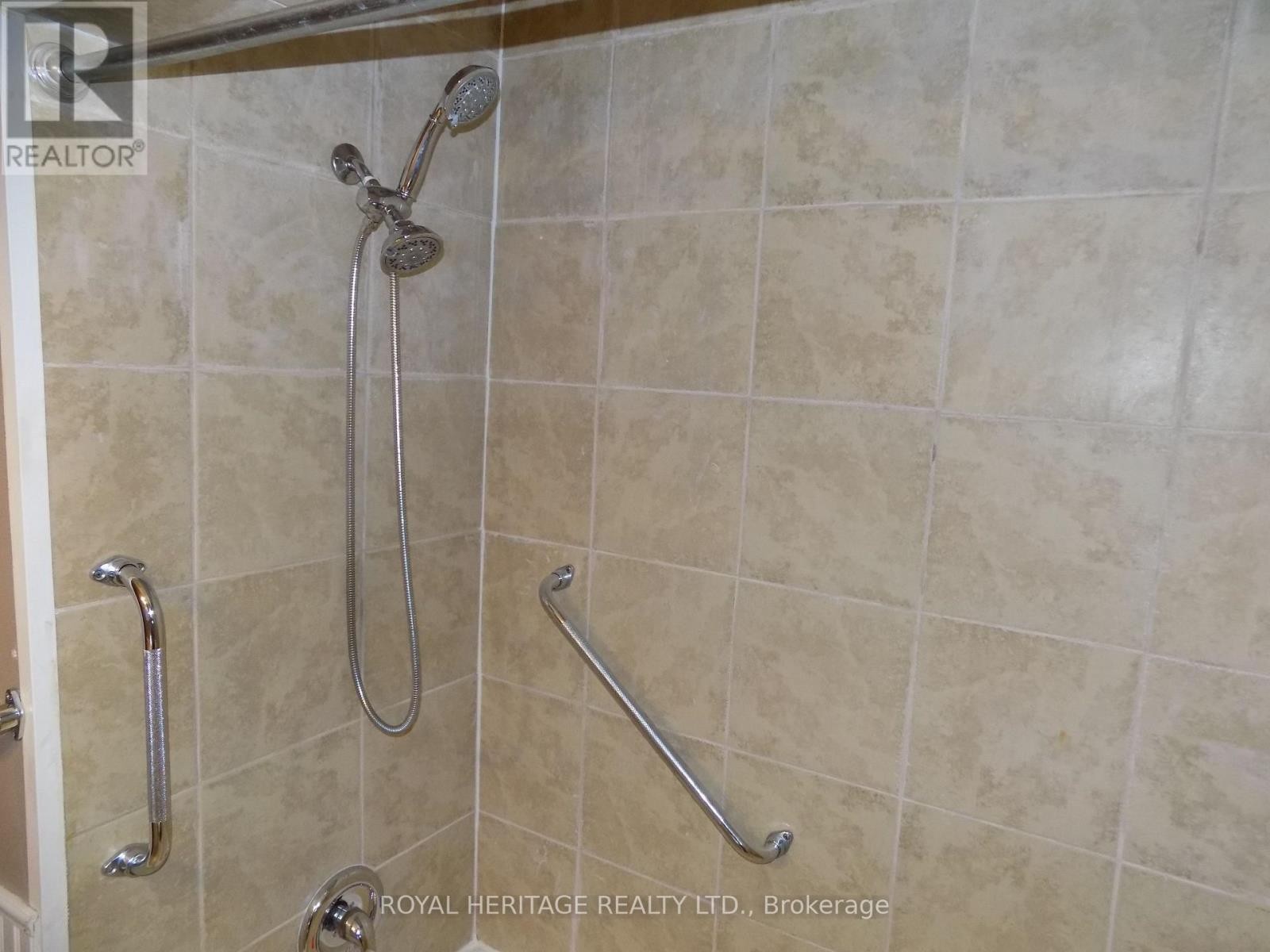 












535 MONTRAVE AVENUE

,
Oshawa (Vanier),




Ontario
L1J4S8

