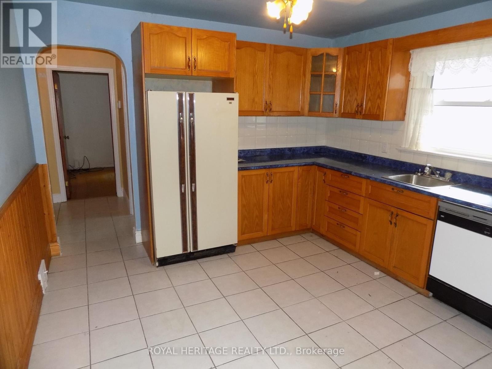 












535 MONTRAVE AVENUE

,
Oshawa (Vanier),




Ontario
L1J4S8

