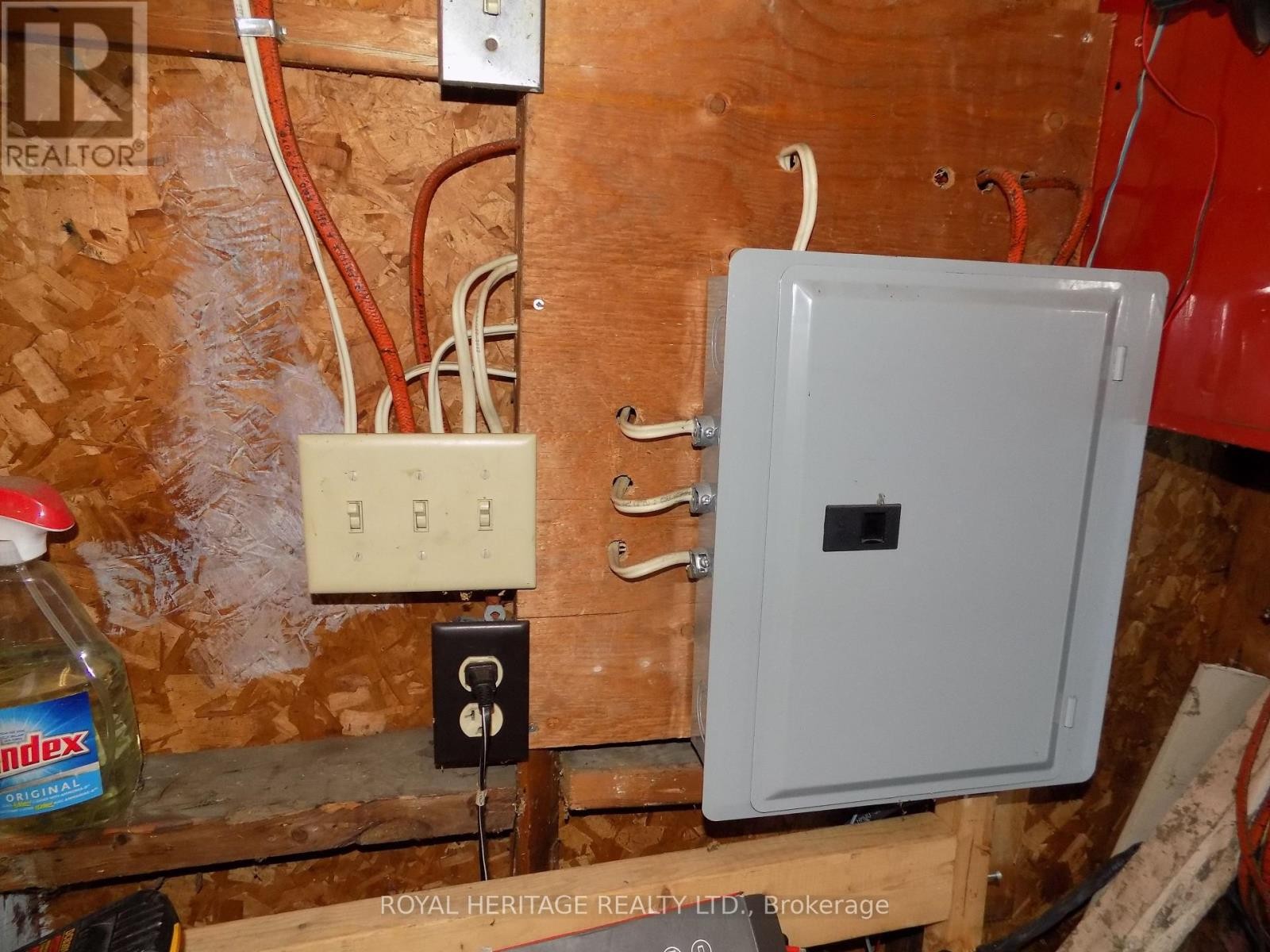 












535 MONTRAVE AVENUE

,
Oshawa (Vanier),




Ontario
L1J4S8

