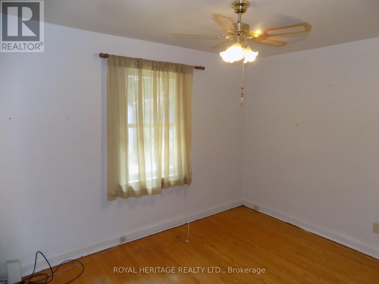 












535 MONTRAVE AVENUE

,
Oshawa (Vanier),




Ontario
L1J4S8

