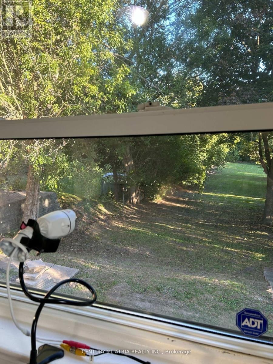 












417 BLOOR STREET E

,
Oshawa (Farewell),




Ontario
L1H3M9

