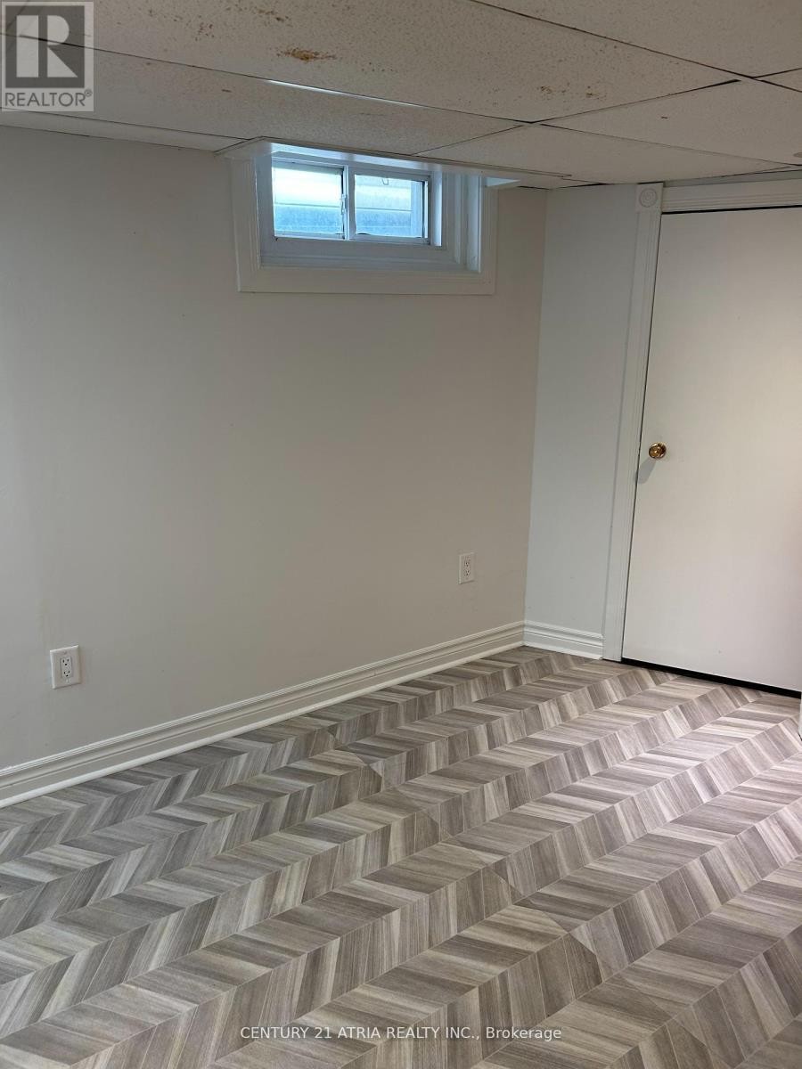 












417 BLOOR STREET E

,
Oshawa (Farewell),




Ontario
L1H3M9

