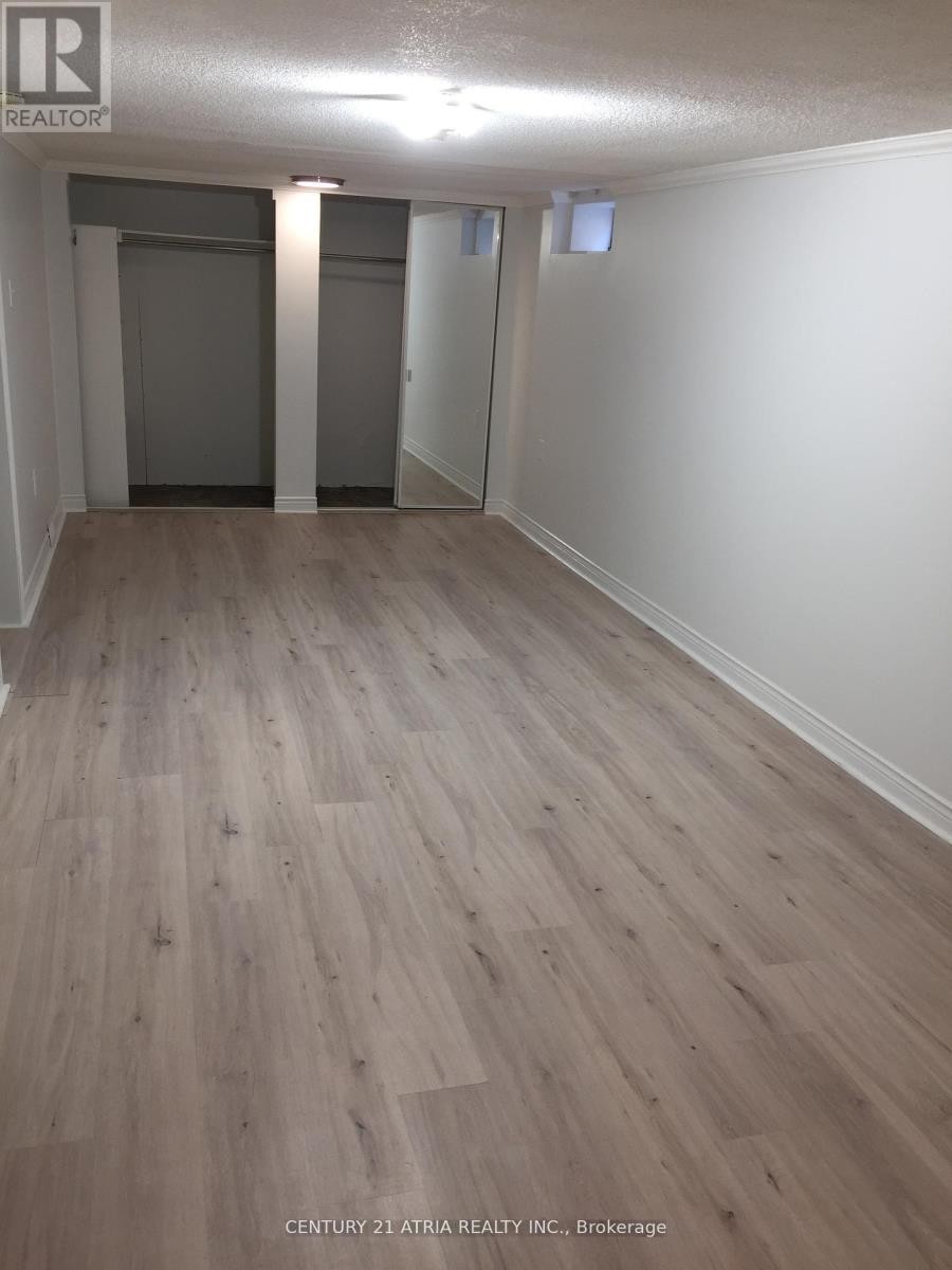 












417 BLOOR STREET E

,
Oshawa (Farewell),




Ontario
L1H3M9

