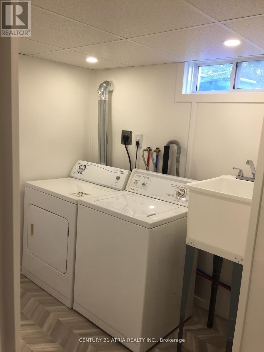 












417 BLOOR STREET E

,
Oshawa (Farewell),




Ontario
L1H3M9

