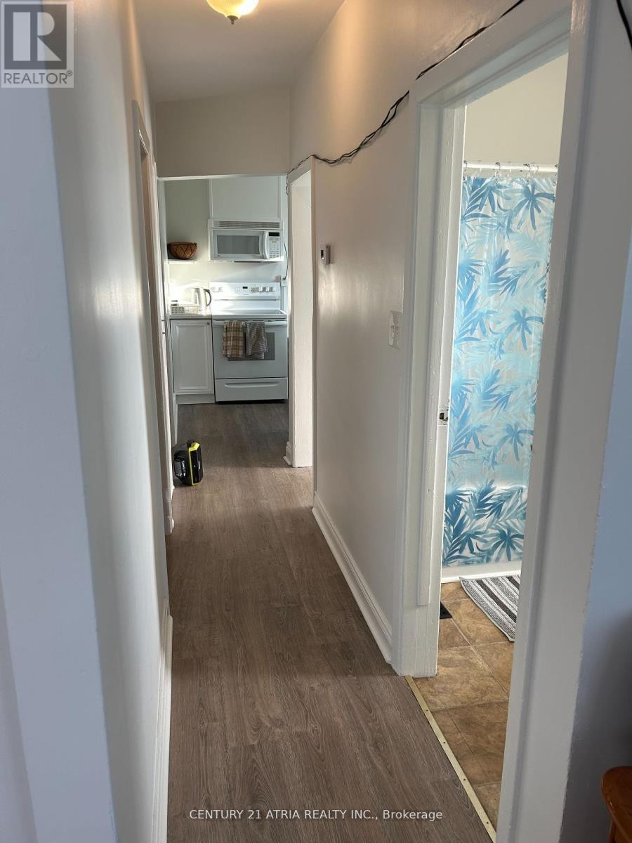 












417 BLOOR STREET E

,
Oshawa (Farewell),




Ontario
L1H3M9

