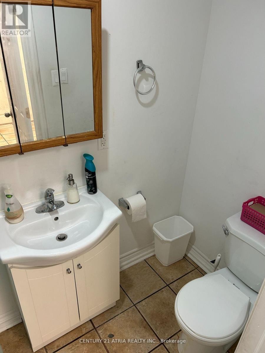 












41 BLOOR STREET E

,
Oshawa (Lakeview),




Ontario
L1H3L9

