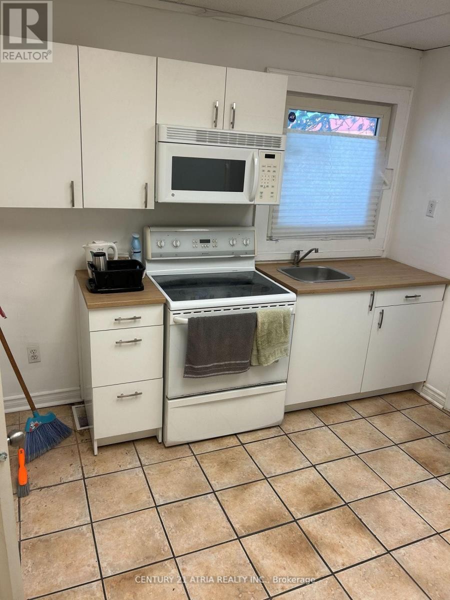 












41 BLOOR STREET E

,
Oshawa (Lakeview),




Ontario
L1H3L9

