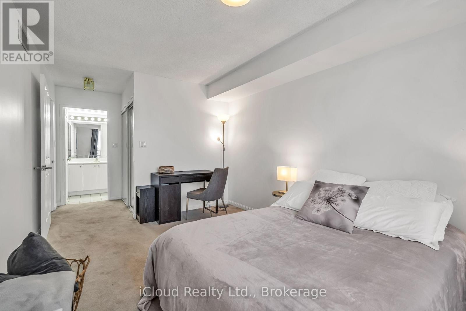 












611 - 88 CORPORATE DRIVE

,
Toronto (Woburn),




Ontario
M1H3G6

