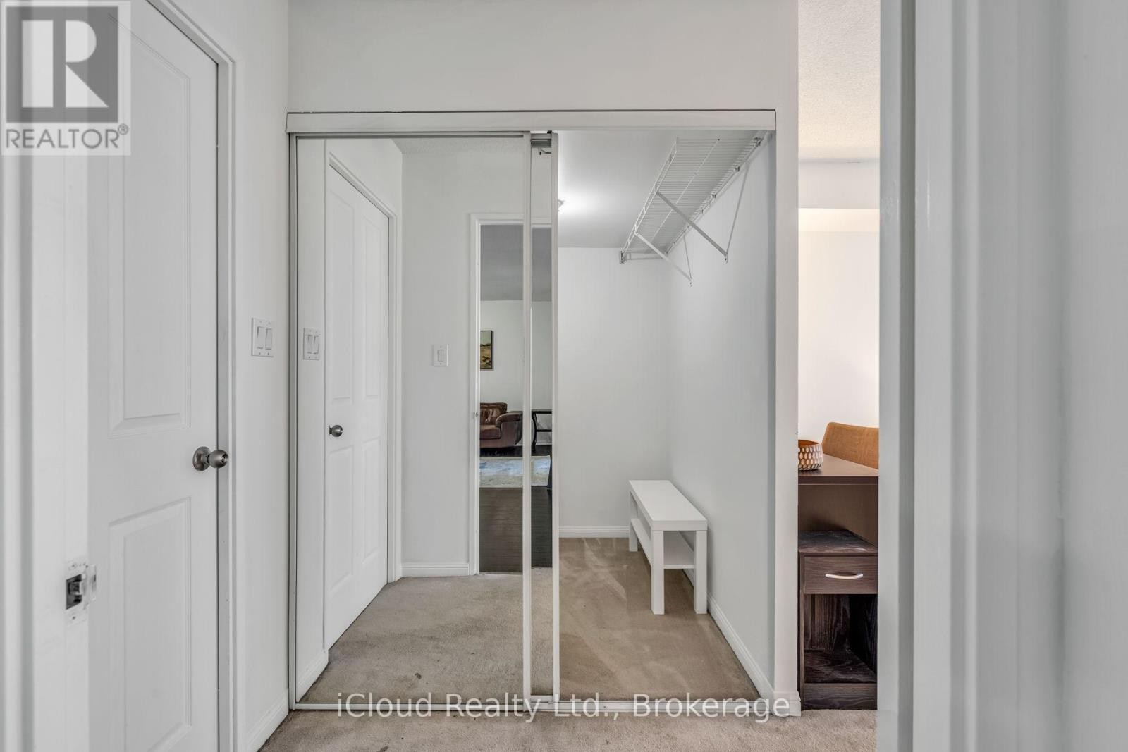 












611 - 88 CORPORATE DRIVE

,
Toronto (Woburn),




Ontario
M1H3G6

