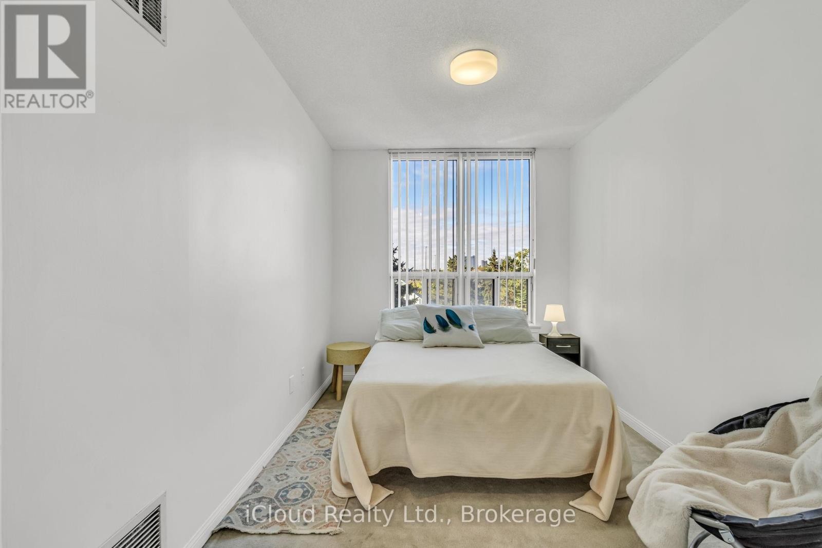 












611 - 88 CORPORATE DRIVE

,
Toronto (Woburn),




Ontario
M1H3G6

