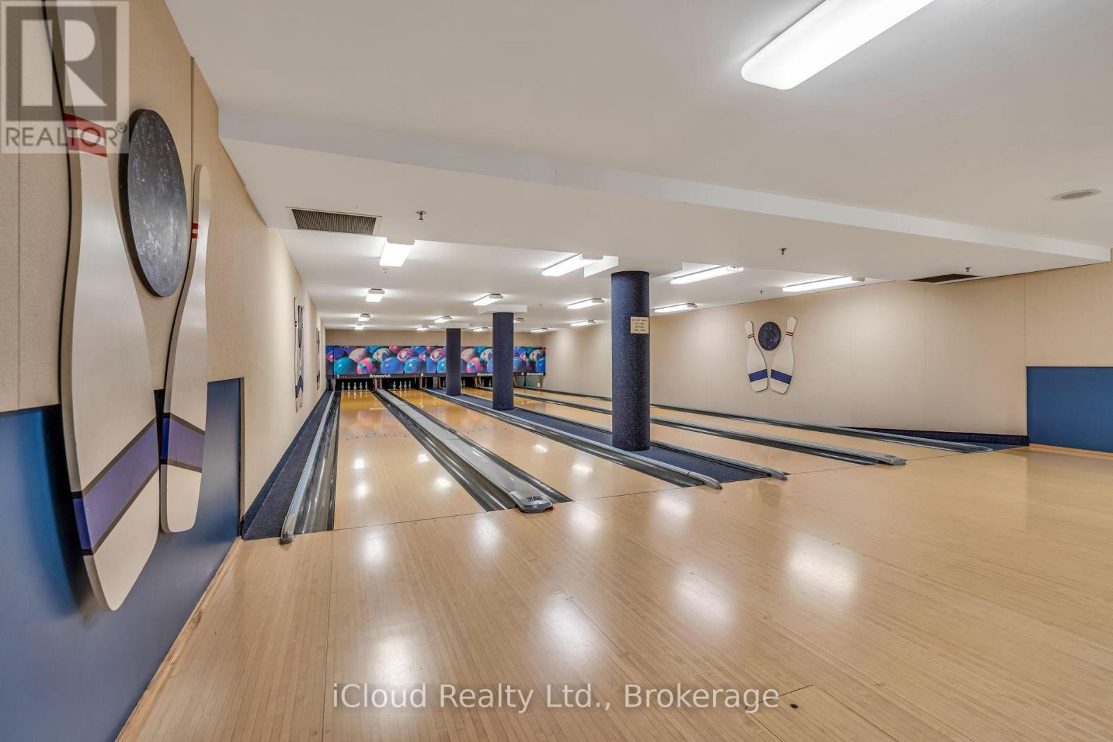 












611 - 88 CORPORATE DRIVE

,
Toronto (Woburn),




Ontario
M1H3G6

