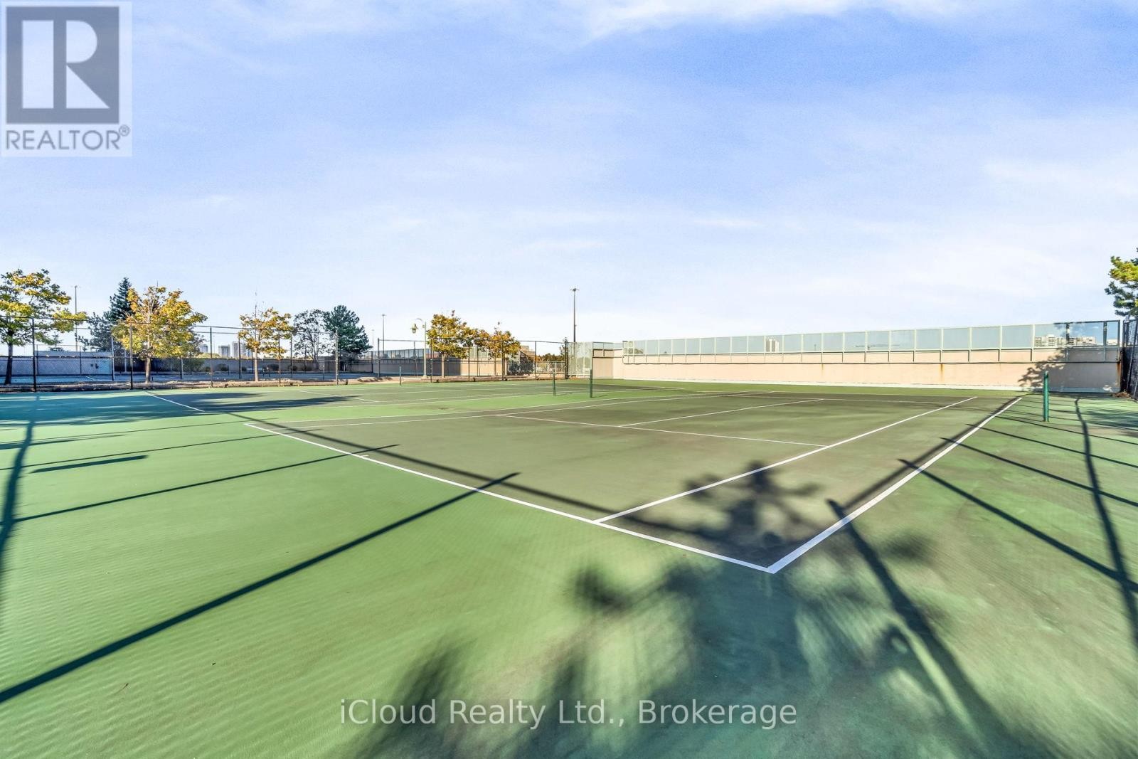 












611 - 88 CORPORATE DRIVE

,
Toronto (Woburn),




Ontario
M1H3G6

