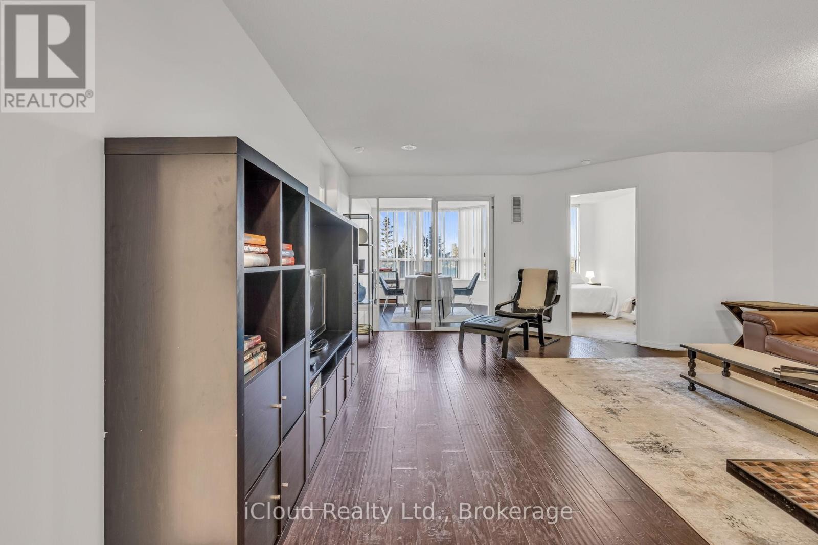 












611 - 88 CORPORATE DRIVE

,
Toronto (Woburn),




Ontario
M1H3G6

