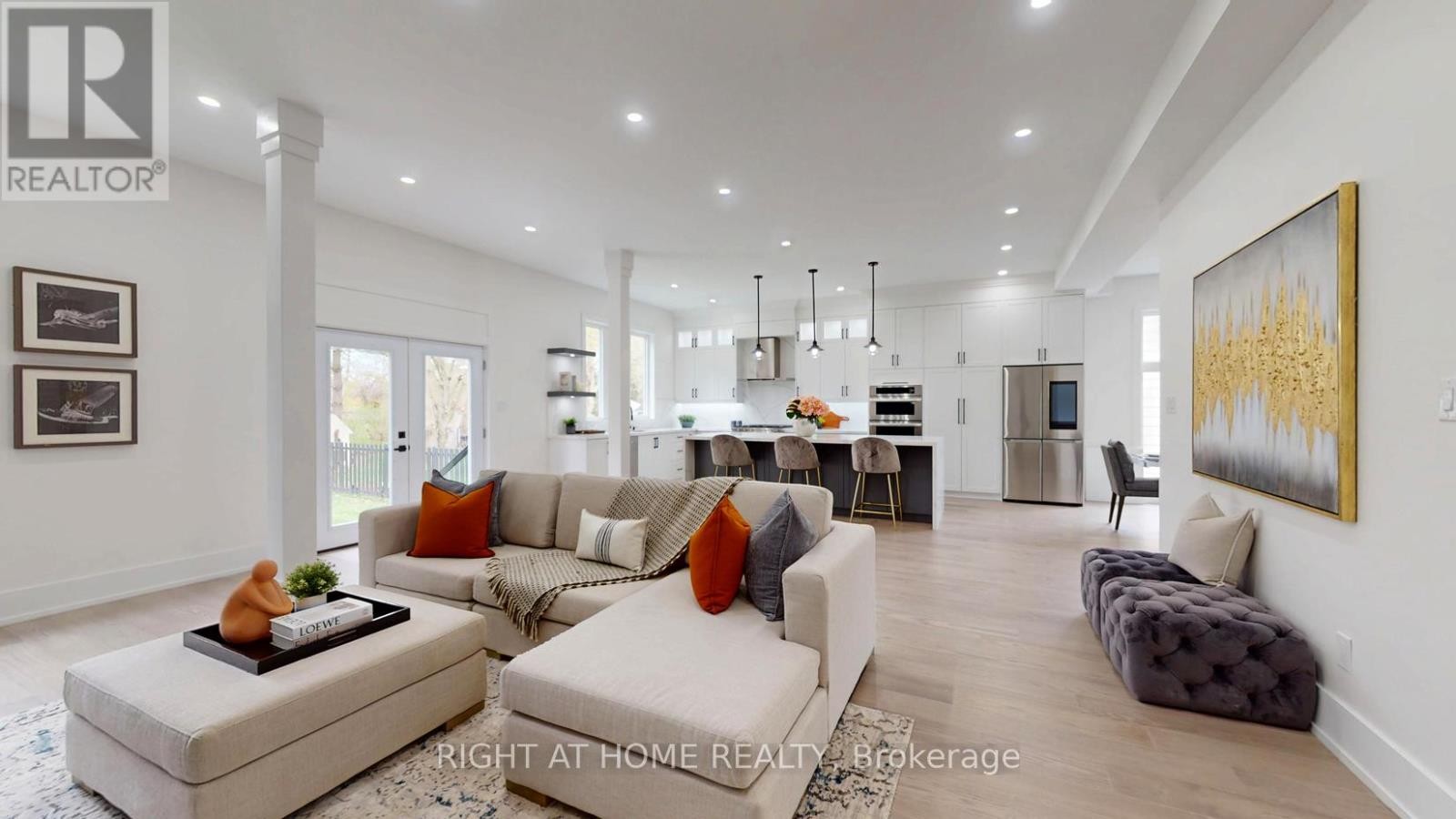 












1988 ROYAL ROAD

,
Pickering (Village East),




Ontario
L1V1Y2

