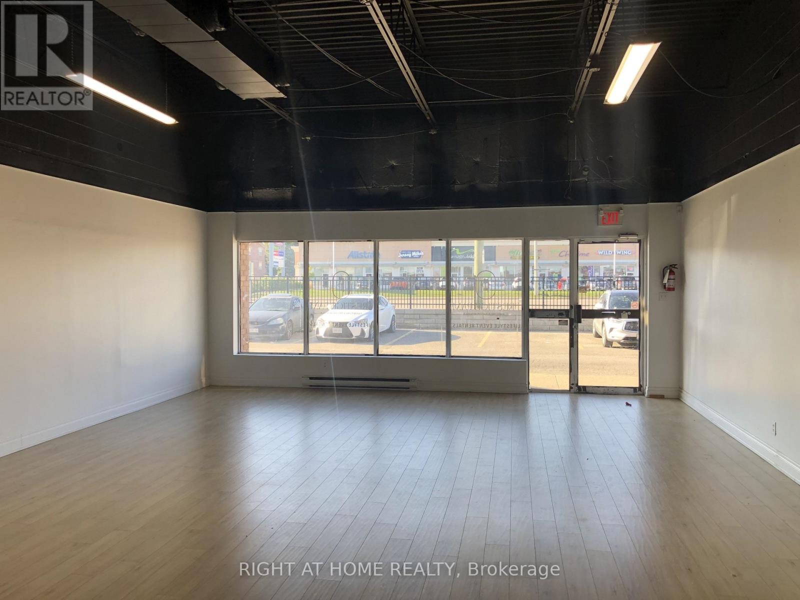 












629 KINGSTON ROAD

,
Pickering (Woodlands),




Ontario
L1V3N7

