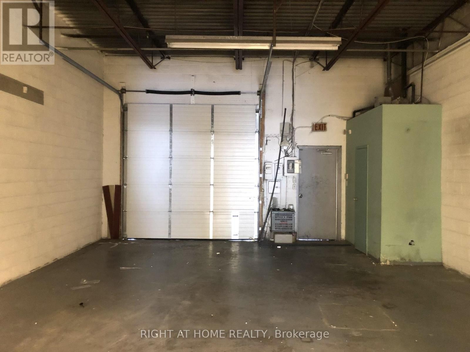 












629 KINGSTON ROAD

,
Pickering (Woodlands),




Ontario
L1V3N7

