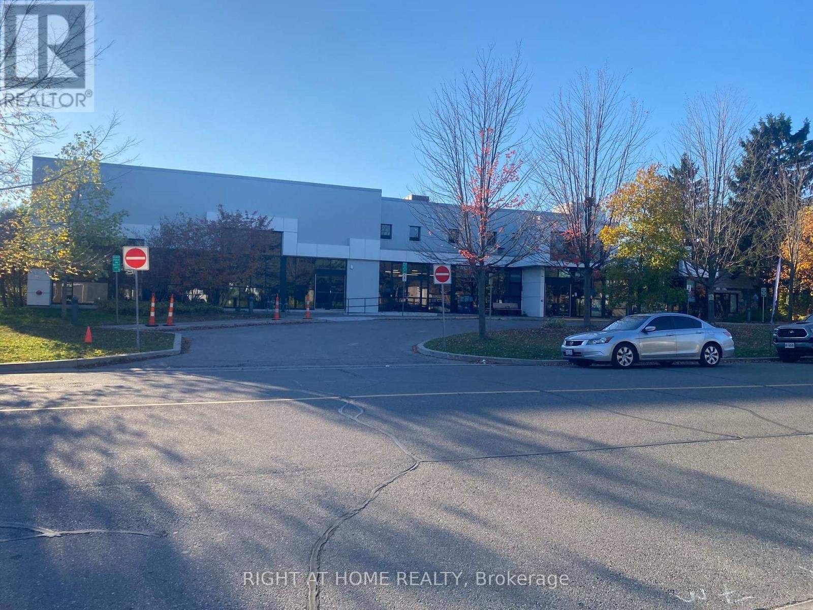 












97 GALLOWAY ROAD E

,
Toronto (West Hill),




Ontario
M1E1W8

