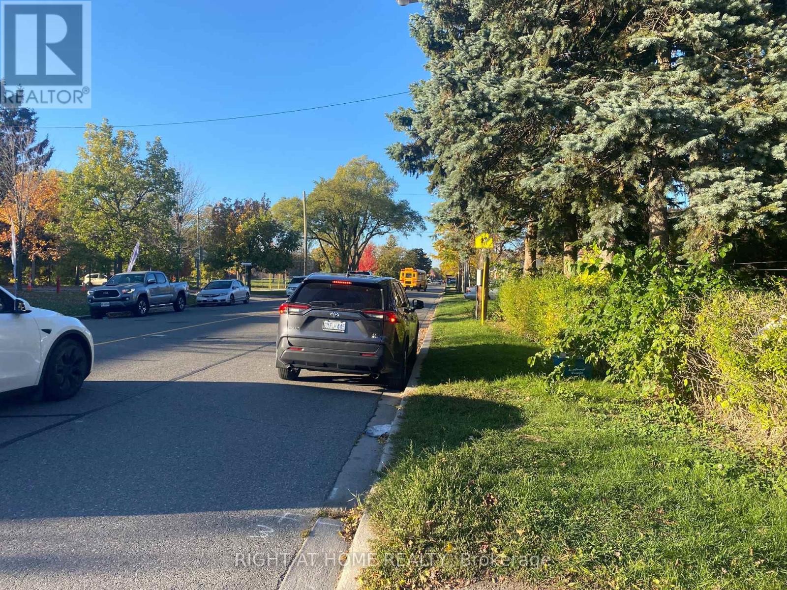 












97 GALLOWAY ROAD E

,
Toronto (West Hill),




Ontario
M1E1W8

