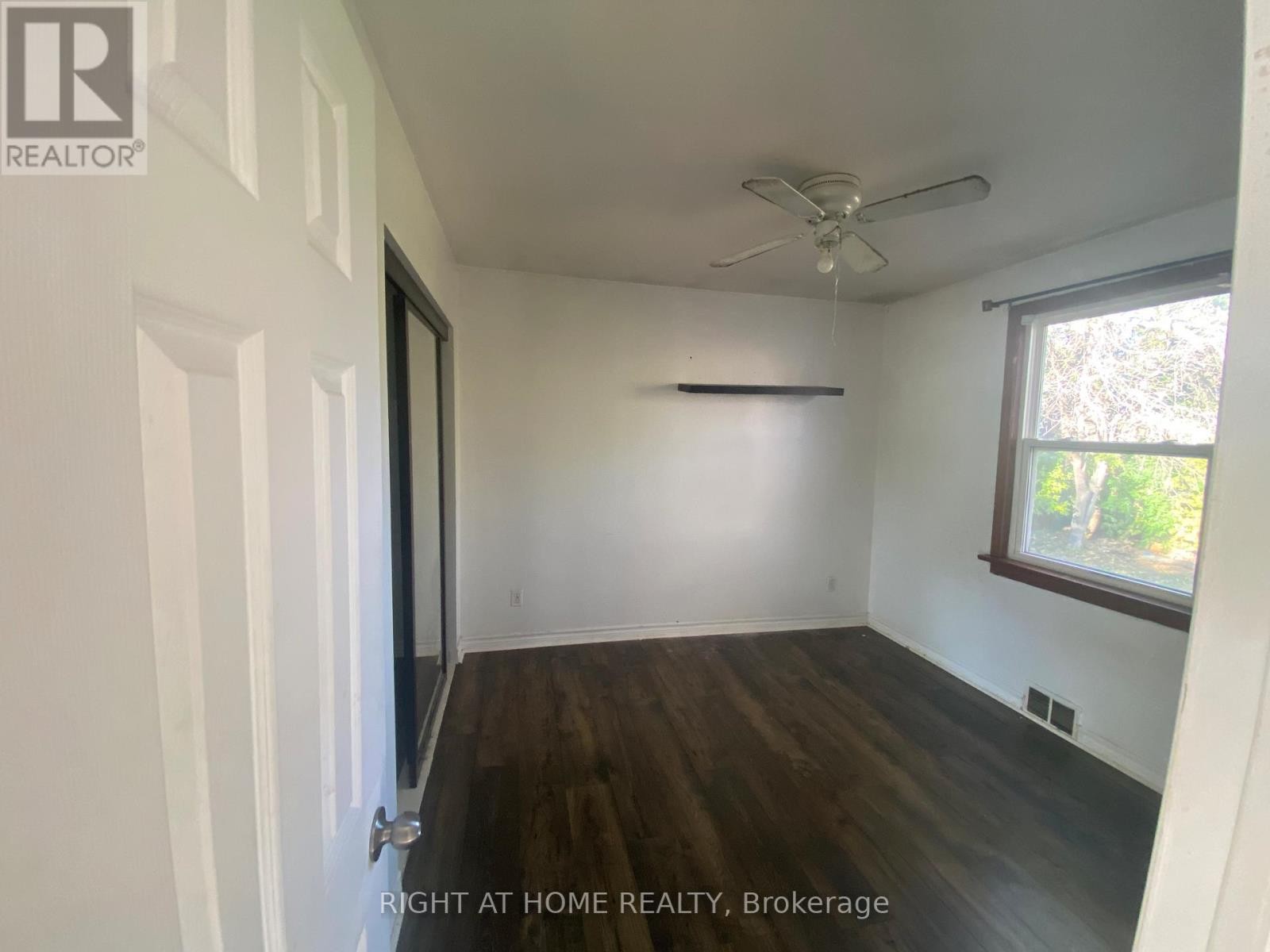 












97 GALLOWAY ROAD E

,
Toronto (West Hill),




Ontario
M1E1W8

