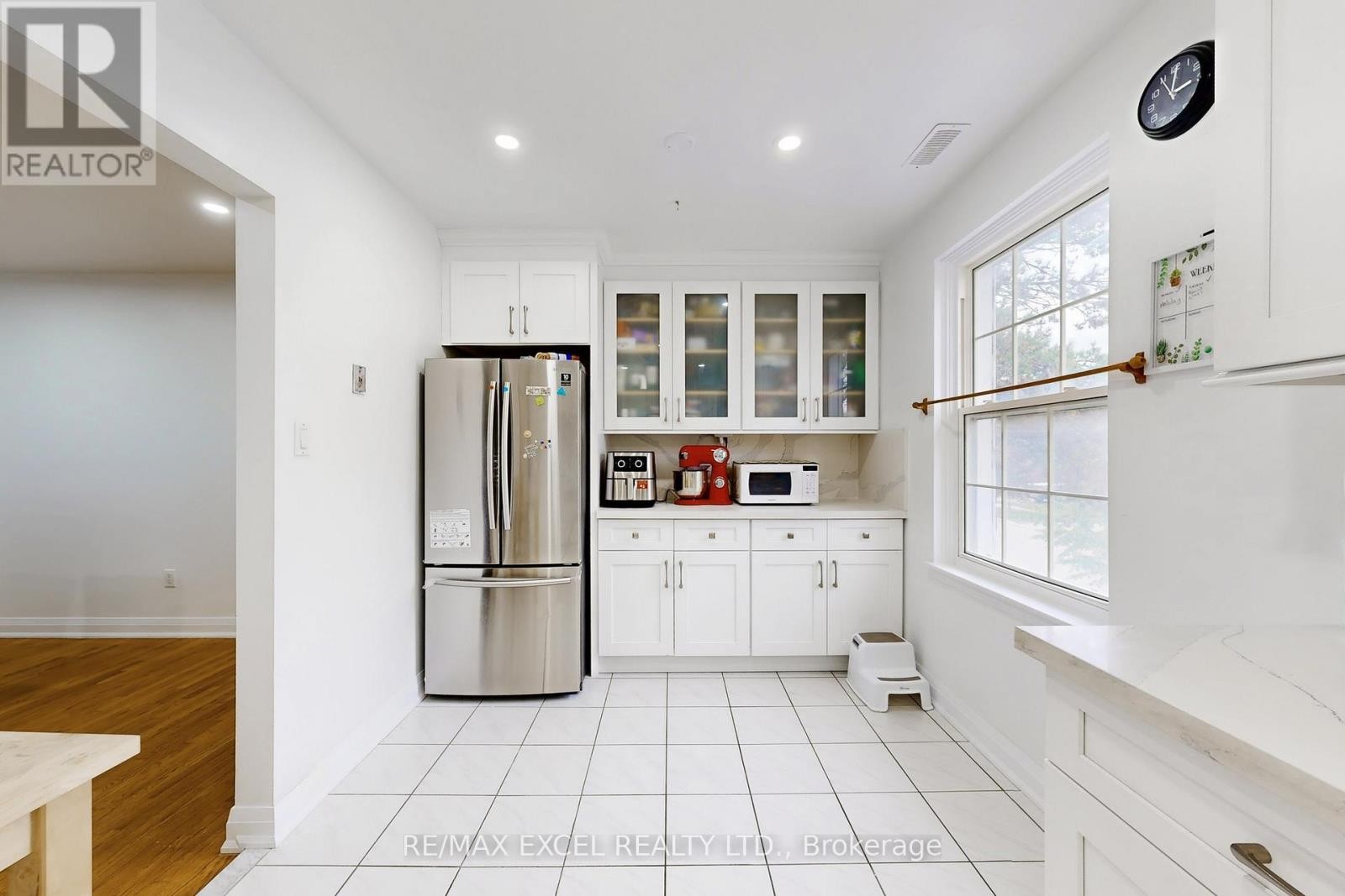 












10 CROCKAMHILL DRIVE

,
Toronto (Agincourt North),




Ontario
M1S3H1

