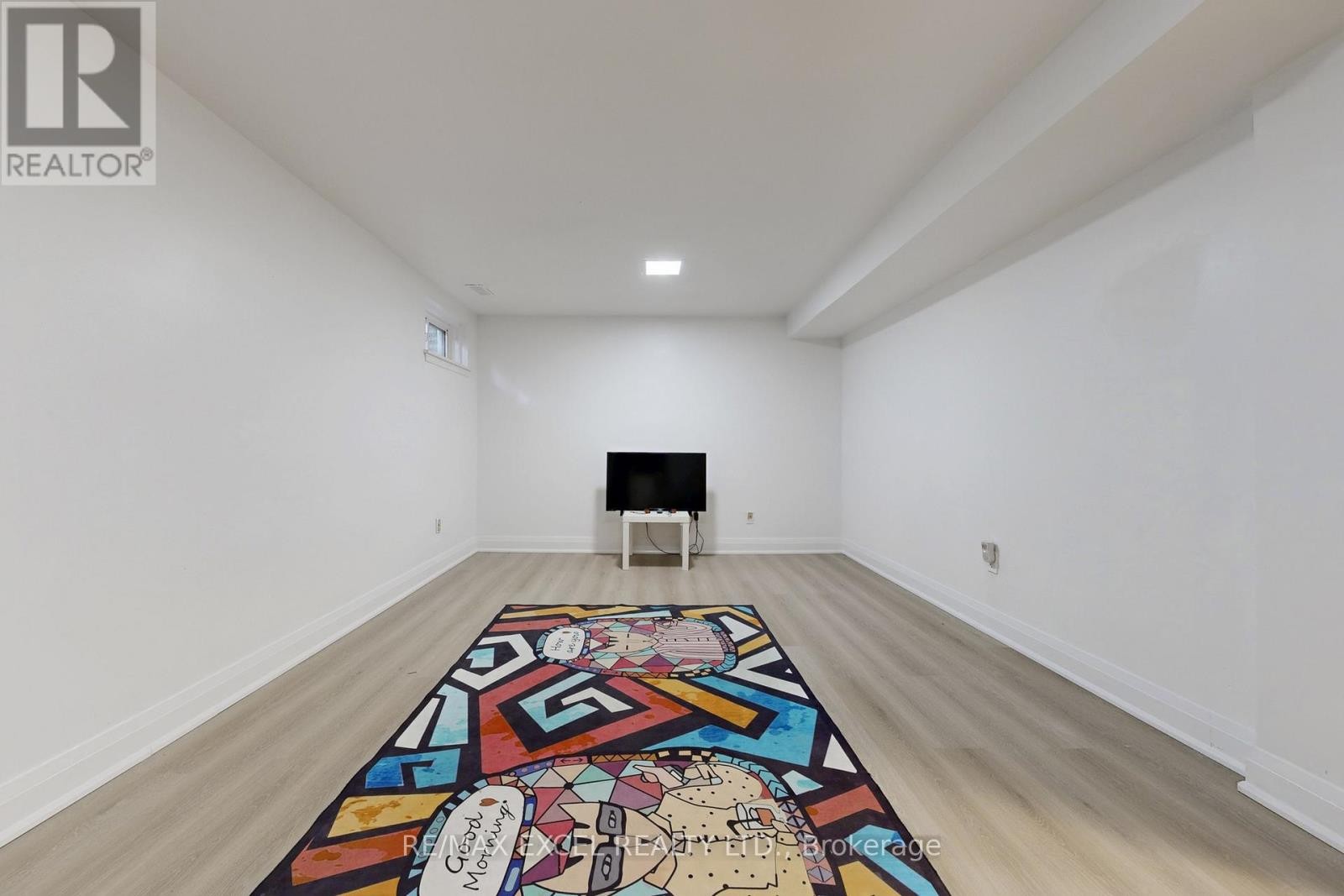 












10 CROCKAMHILL DRIVE

,
Toronto (Agincourt North),




Ontario
M1S3H1

