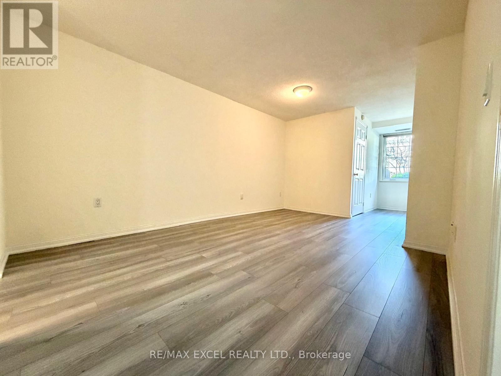 












608 - 188 BONIS AVENUE

,
Toronto (Tam O'Shanter-Sullivan),




Ontario
M1T3W1

