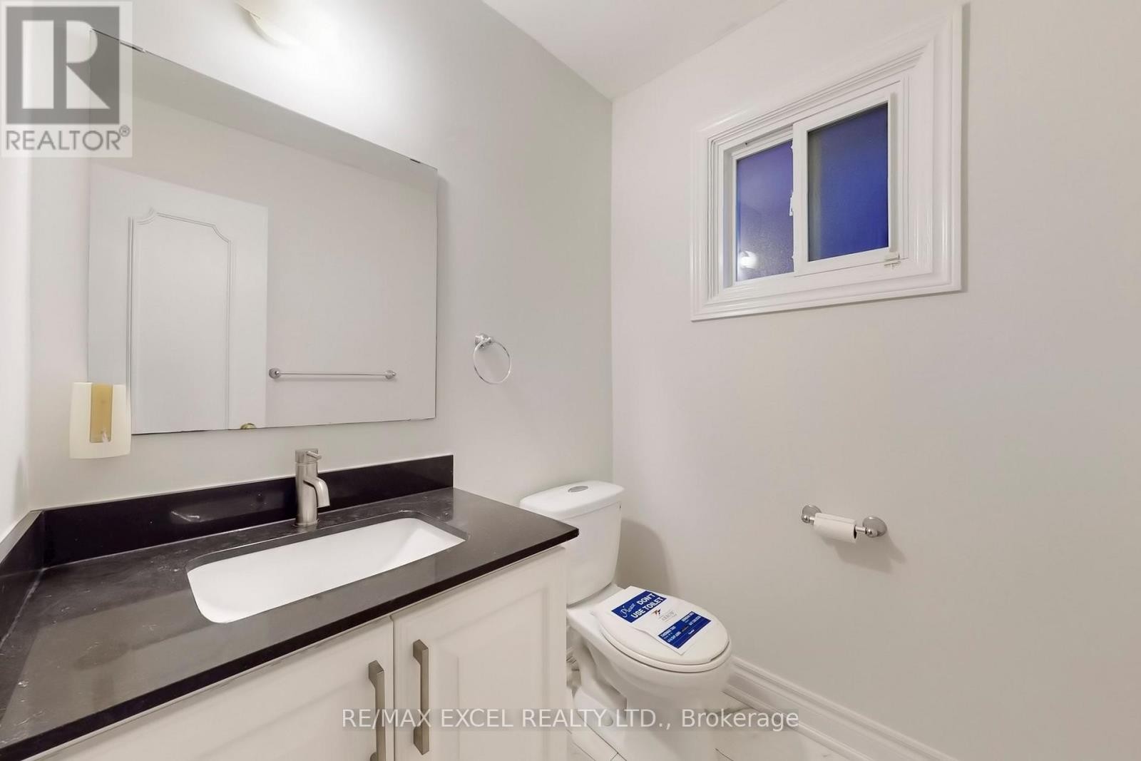 












53 SANWOOD BOULEVARD

,
Toronto (Steeles),




Ontario
M1V3L6

