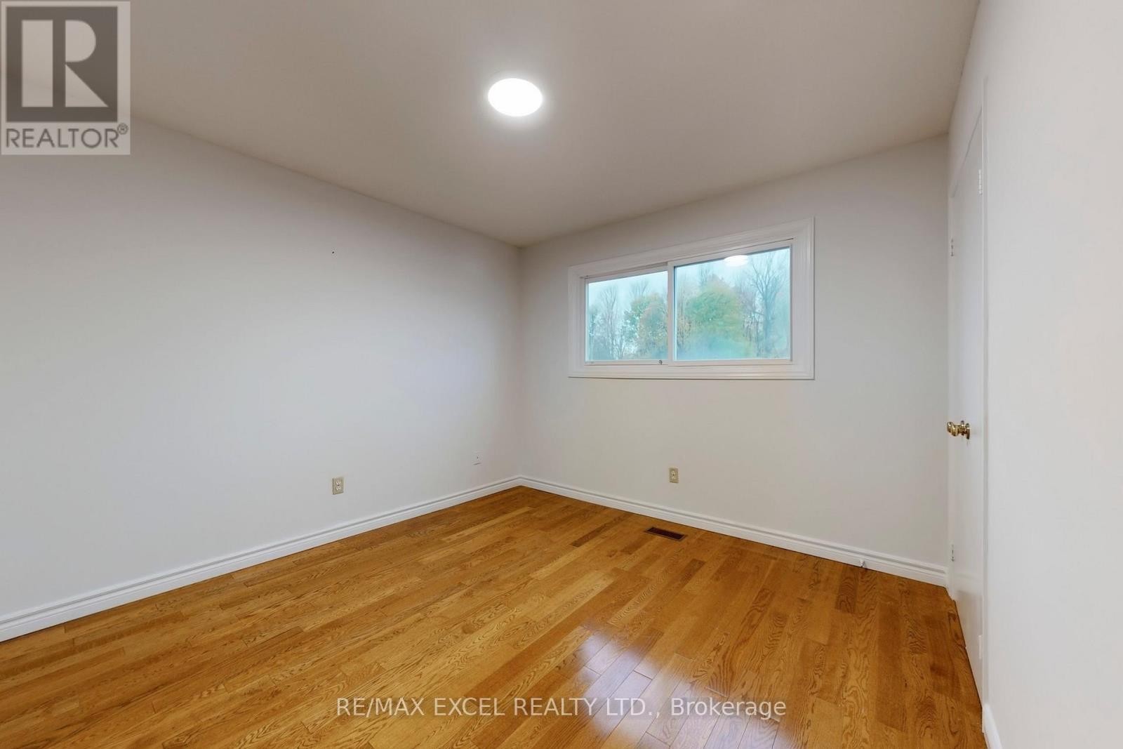 












53 SANWOOD BOULEVARD

,
Toronto (Steeles),




Ontario
M1V3L6

