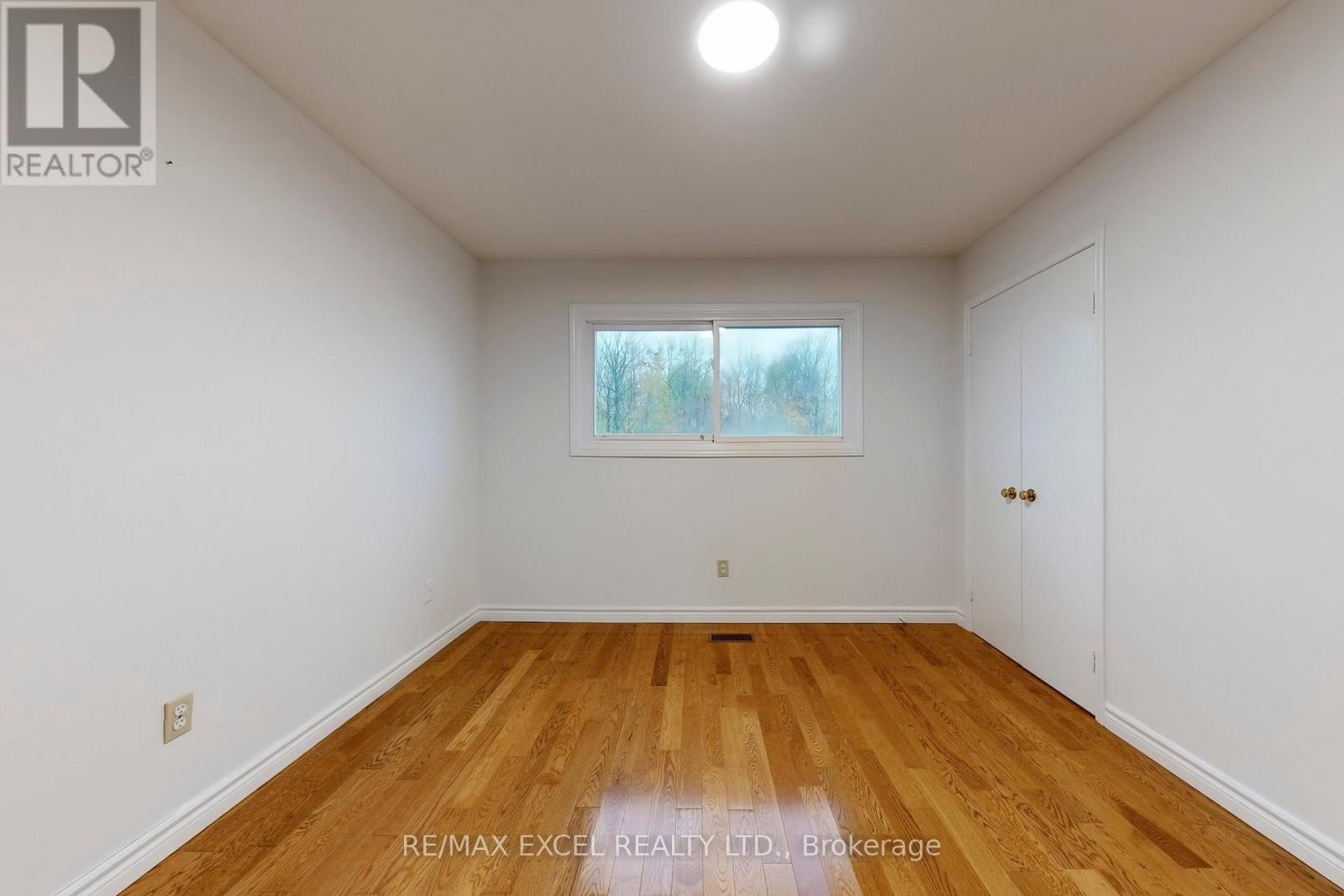 












53 SANWOOD BOULEVARD

,
Toronto (Steeles),




Ontario
M1V3L6

