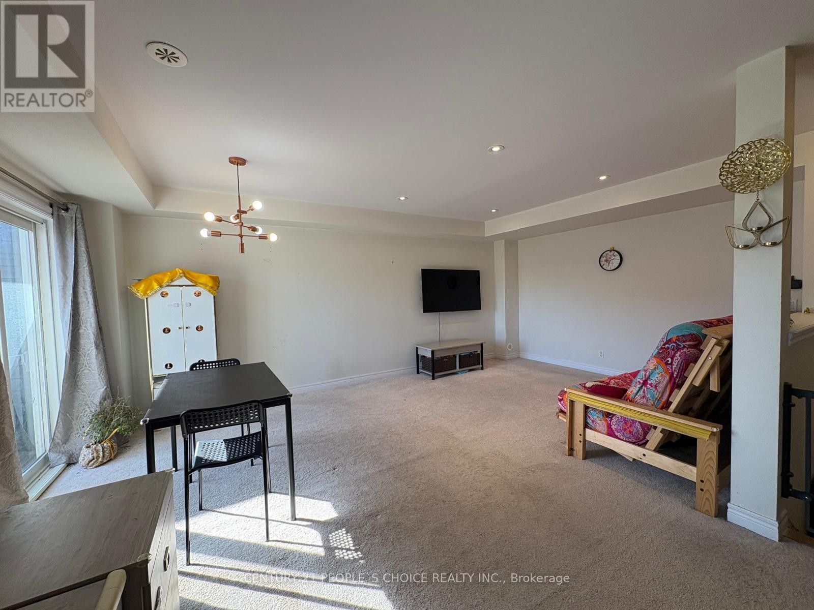 












80 NEARCO CRESCENT

,
Oshawa (Windfields),




Ontario
L1L0J4

