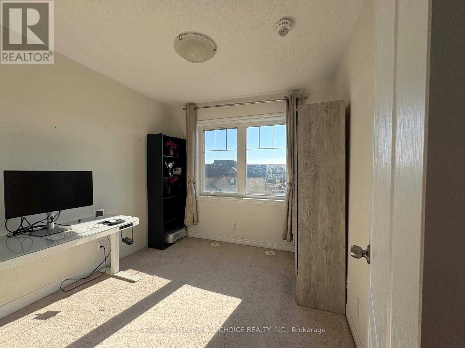 












80 NEARCO CRESCENT

,
Oshawa (Windfields),




Ontario
L1L0J4

