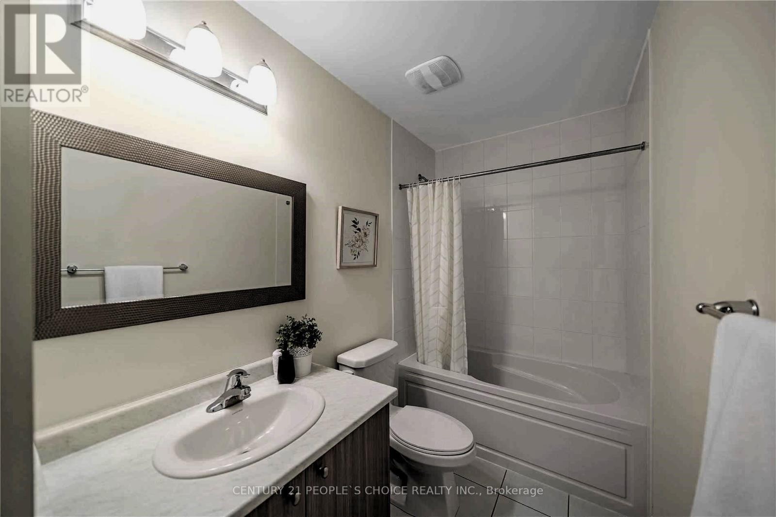 












80 NEARCO CRESCENT

,
Oshawa (Windfields),




Ontario
L1L0J4

