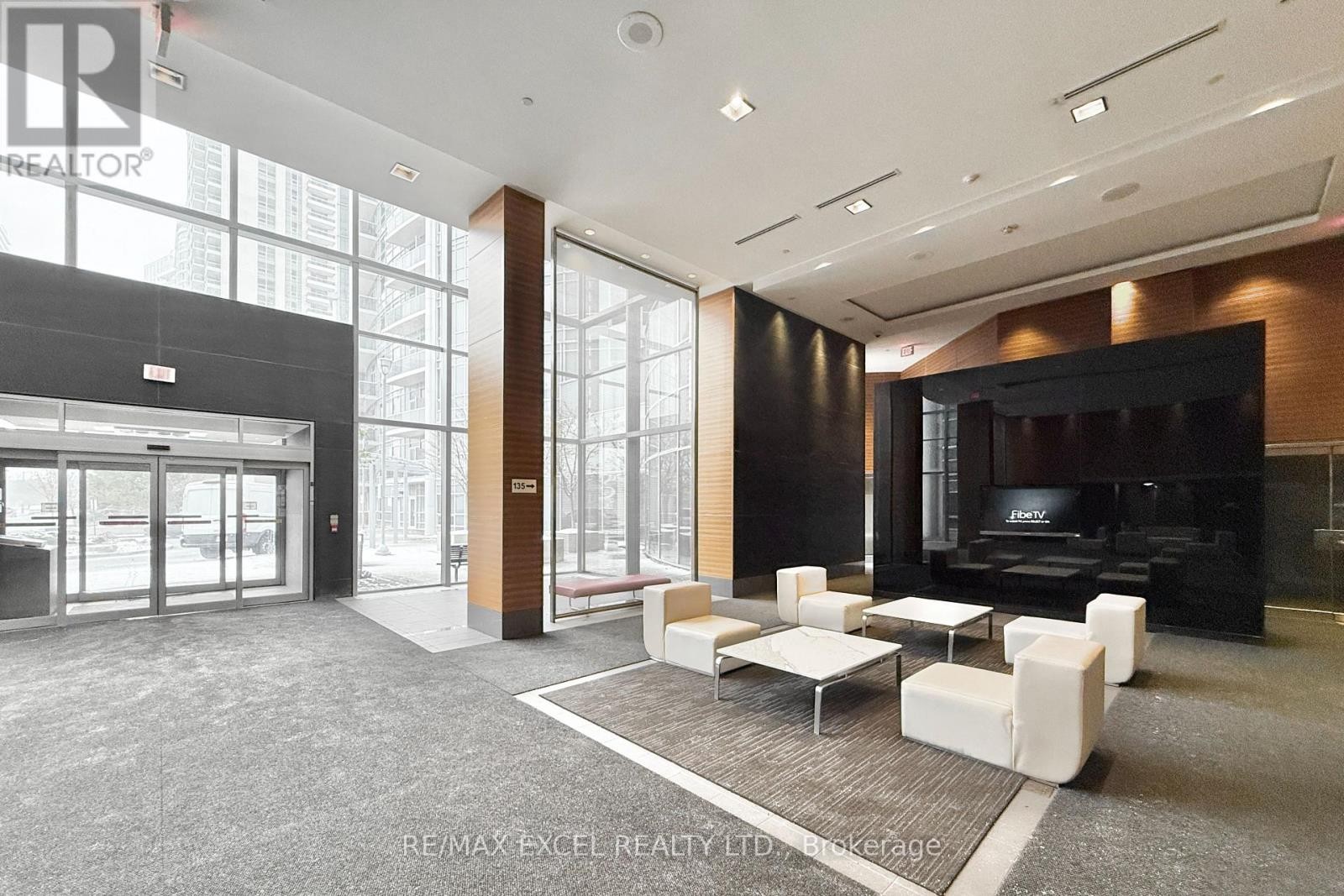 












3516 - 135 VILLAGE GREEN SQUARE

,
Toronto (Agincourt South-Malvern West),




Ontario
M1S0G4

