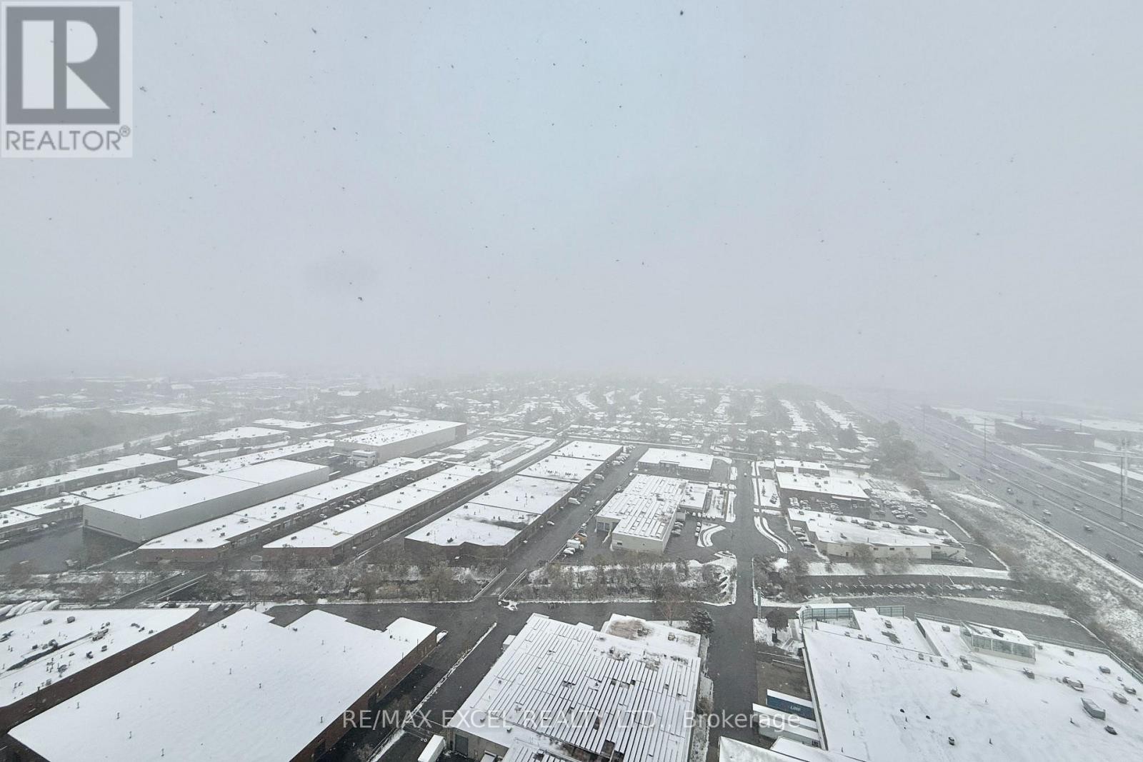 












3516 - 135 VILLAGE GREEN SQUARE

,
Toronto (Agincourt South-Malvern West),




Ontario
M1S0G4

