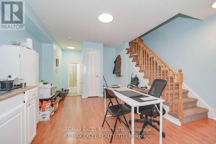 












4 - 2784 EGLINTON AVENUE E

,
Toronto (Eglinton East),




Ontario
M1J2C8

