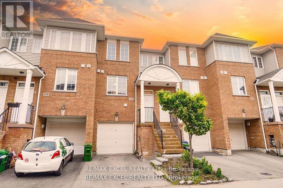 












4 - 2784 EGLINTON AVENUE E

,
Toronto (Eglinton East),




Ontario
M1J2C8

