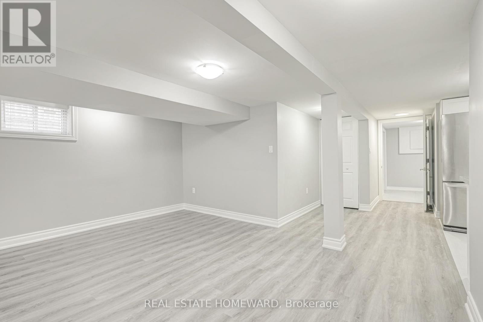 












4 MOORECROFT CRESCENT

,
Toronto (Ionview),




Ontario
M1K3V1

