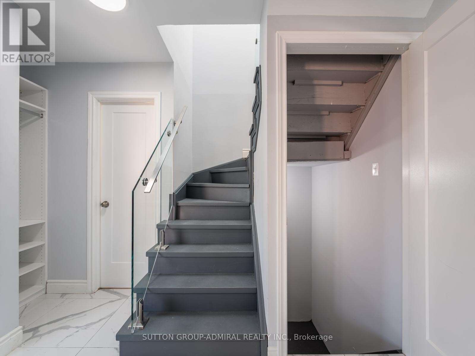 












93 MCMANN CRESCENT

,
Clarington (Courtice),




Ontario
L1E2W9

