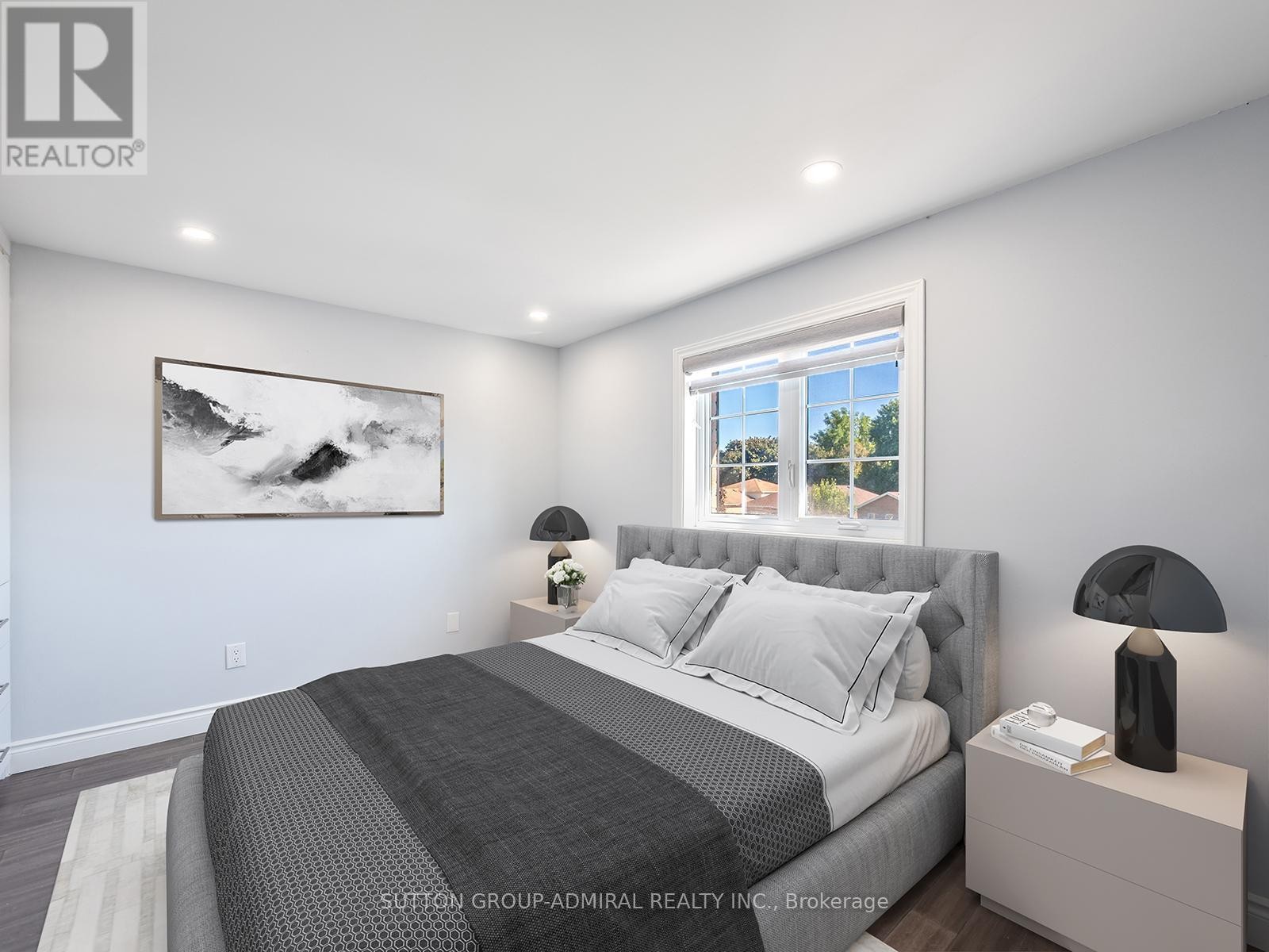 












93 MCMANN CRESCENT

,
Clarington (Courtice),




Ontario
L1E2W9

