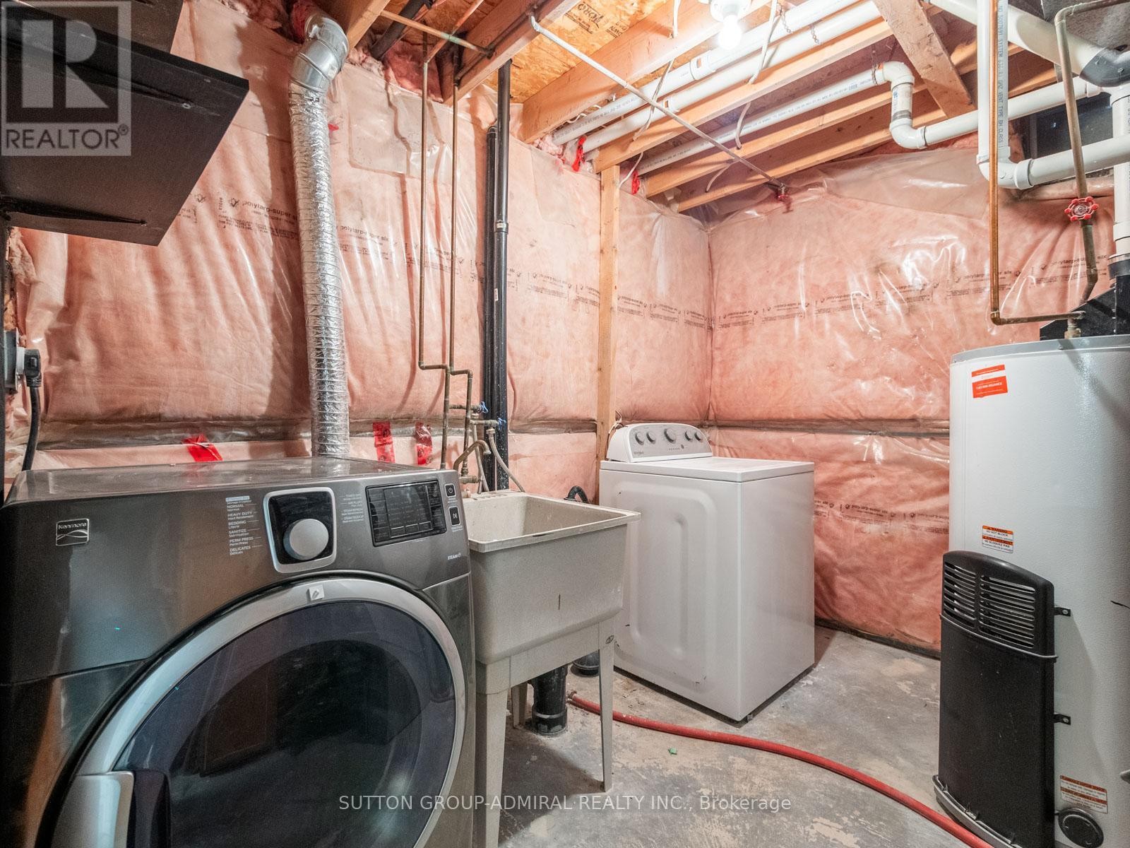 












93 MCMANN CRESCENT

,
Clarington (Courtice),




Ontario
L1E2W9

