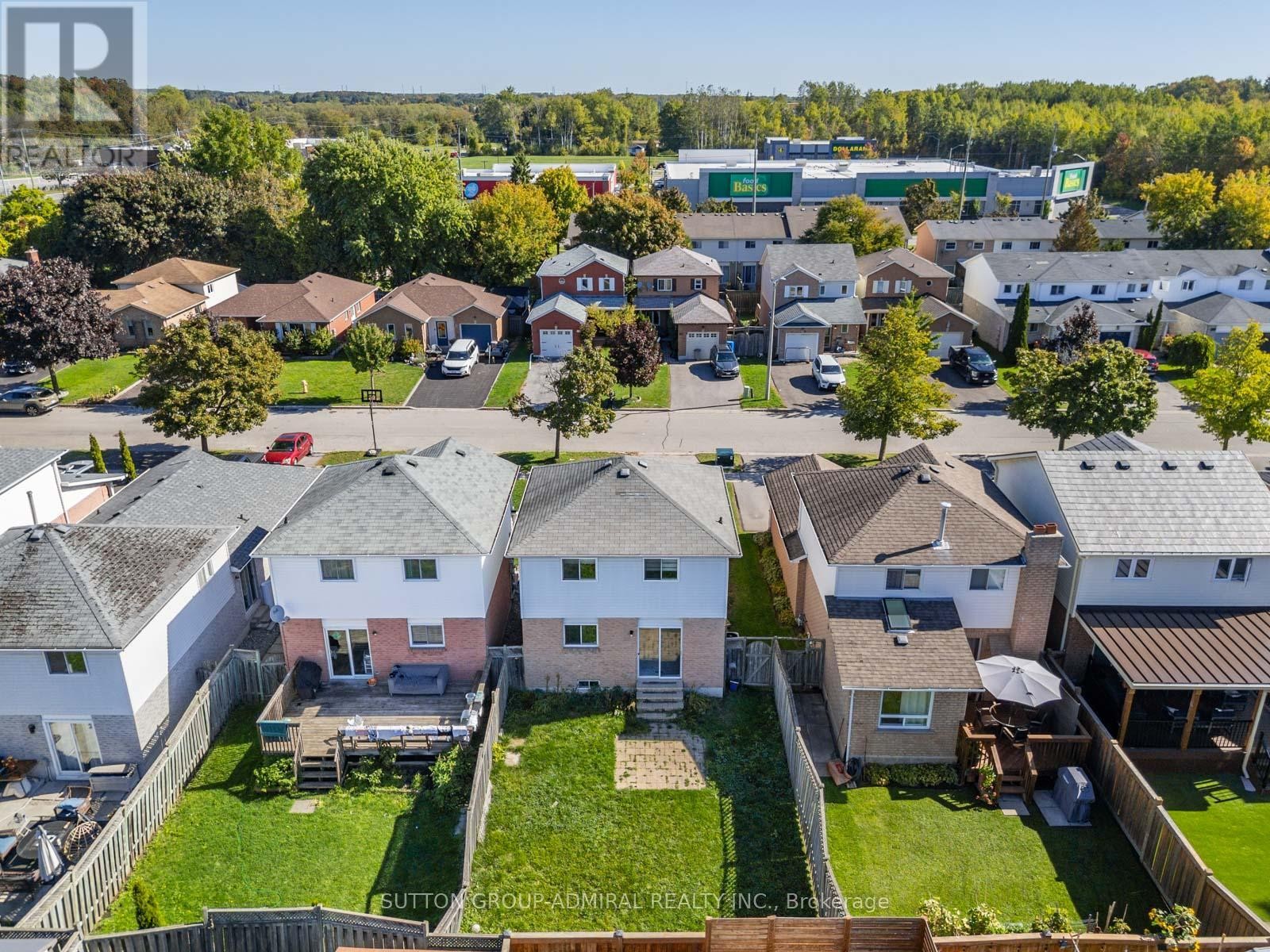 












93 MCMANN CRESCENT

,
Clarington (Courtice),




Ontario
L1E2W9

