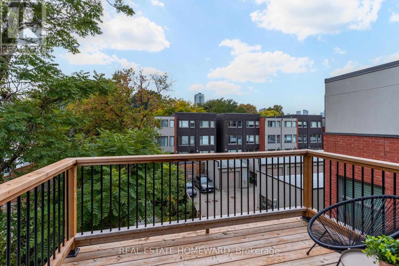 












46 BOULTON AVENUE

,
Toronto (South Riverdale),




Ontario
M4M2J5

