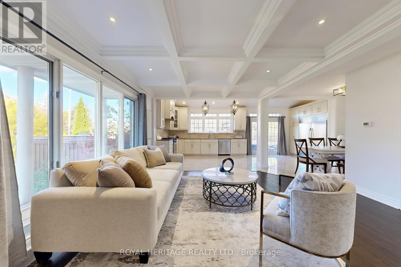 












47 CHERRYHILL AVENUE

,
Toronto (Centennial Scarborough),




Ontario
M1C1W9

