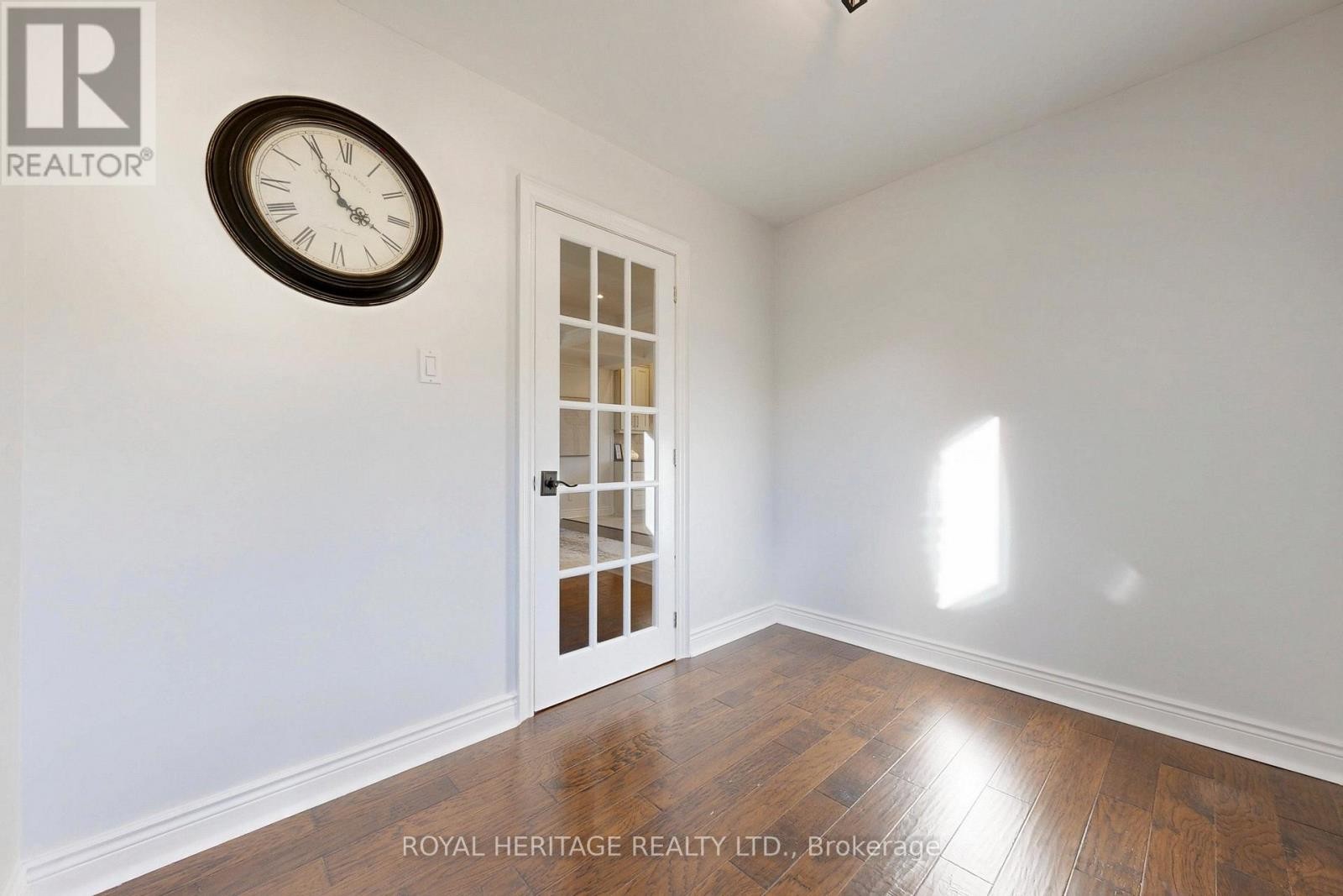 












47 CHERRYHILL AVENUE

,
Toronto (Centennial Scarborough),




Ontario
M1C1W9

