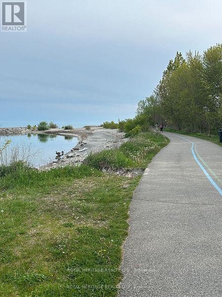 












47 CHERRYHILL AVENUE

,
Toronto (Centennial Scarborough),




Ontario
M1C1W9

