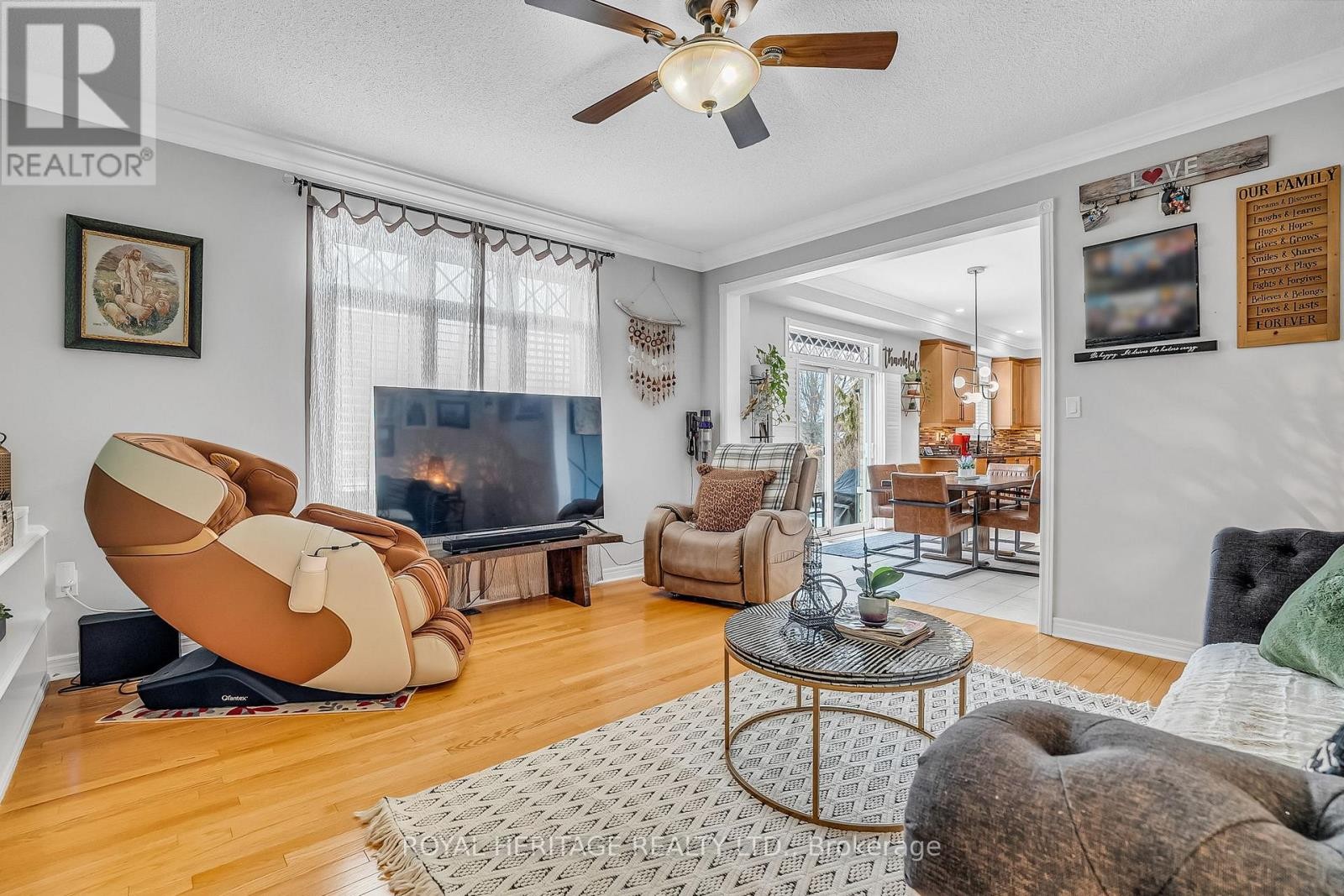 












846 HANMORE COURT

,
Oshawa (Pinecrest),




Ontario
L1K0C5

