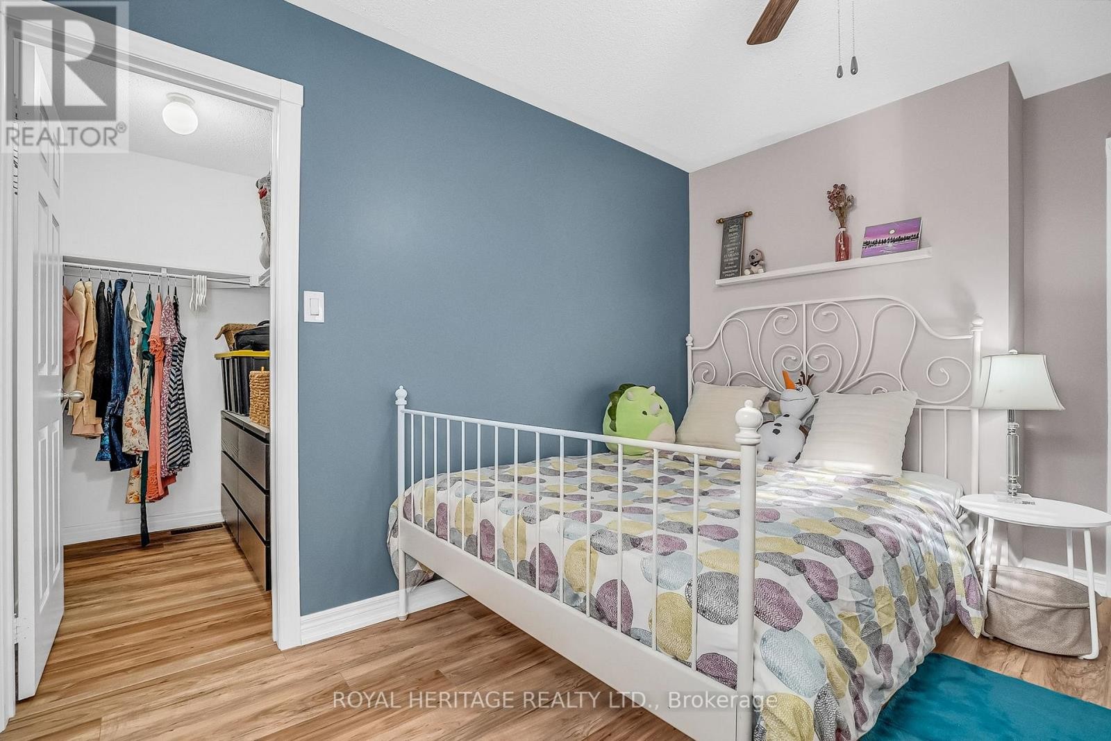 












846 HANMORE COURT

,
Oshawa (Pinecrest),




Ontario
L1K0C5

