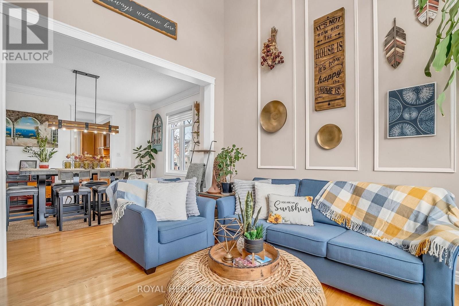 












846 HANMORE COURT

,
Oshawa (Pinecrest),




Ontario
L1K0C5

