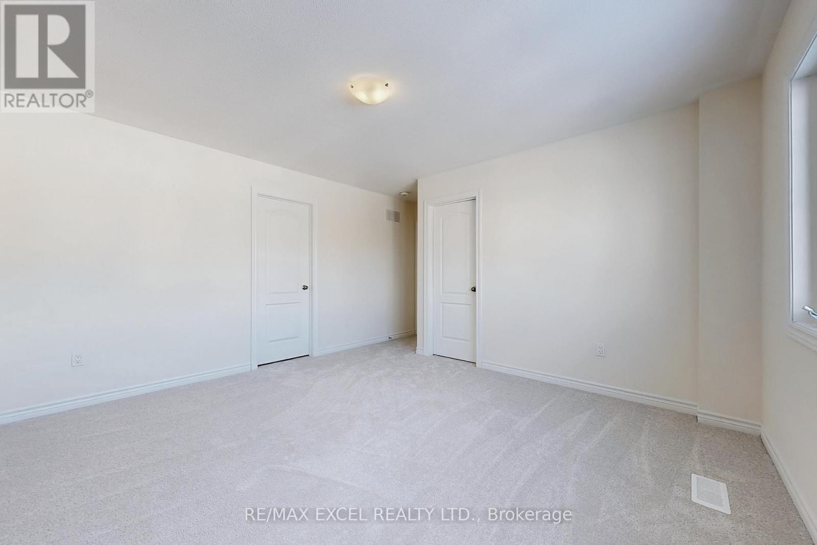 












26 RAINES ROAD

,
Scugog (Port Perry),




Ontario
L9L0E2

